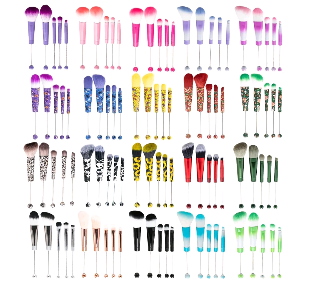 MAKE UP BRUSHES